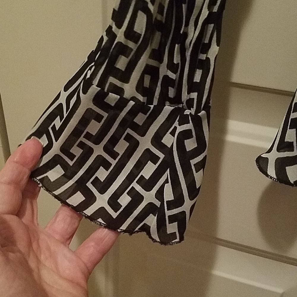 Ladies Greek Key Ruffle Front Blouse - Picture 5 of 5